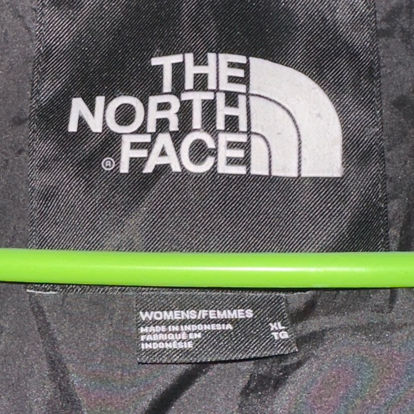 ‼️sold. Women’s The North Face Down Coat - Picture 3 of 3